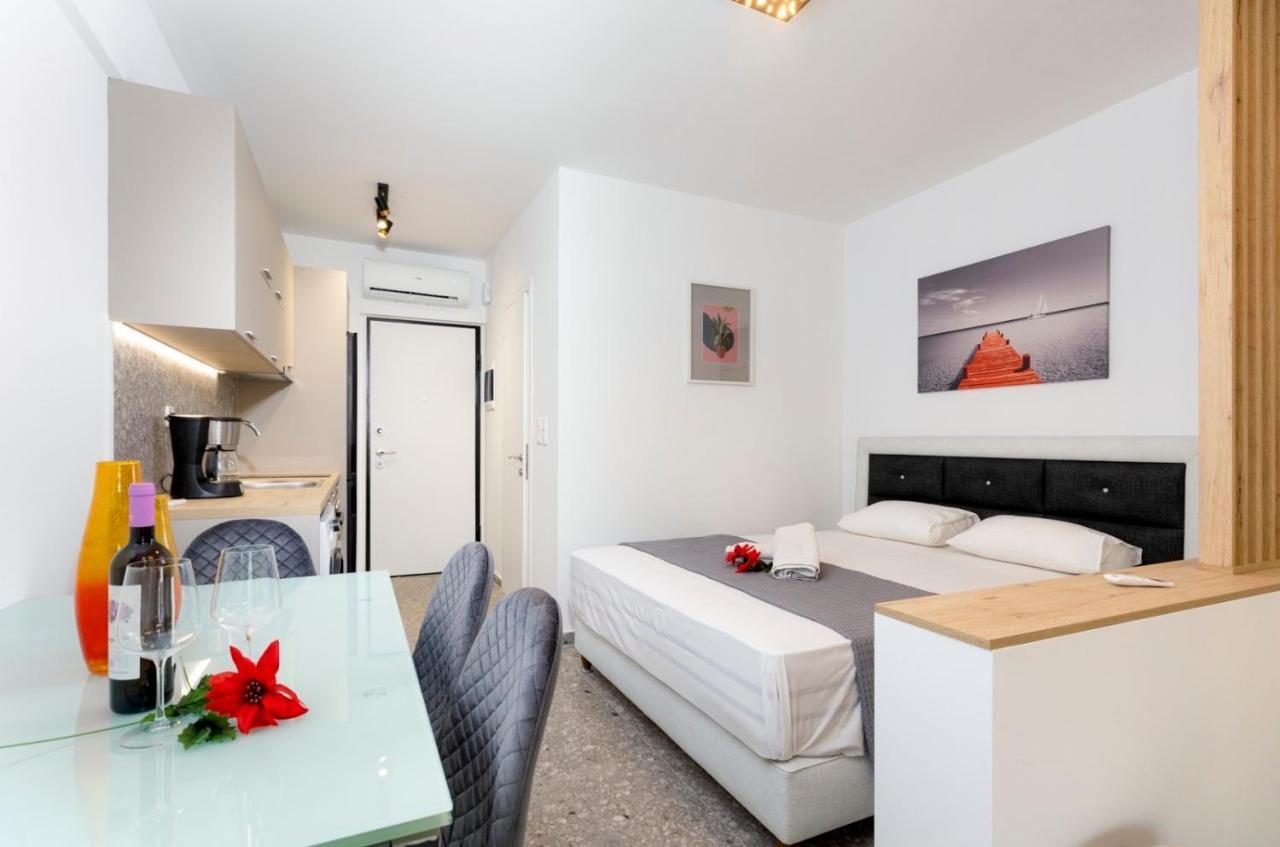 גראקיני Twinstars Superior Apartment מראה חיצוני תמונה